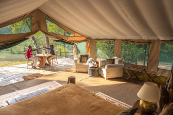 Governors' Camp: Justus Suite