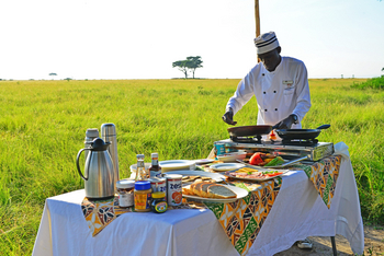Ishasha Wilderness Camp: Bush Breakfast