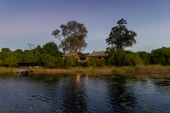 Little DumaTau: Lage am Linyanti-Ufer