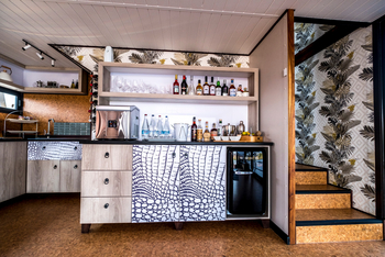 Namushasha River Villa: Bar