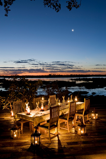 The Dhow Suite at Zarafa: Dinner auf dem Deck