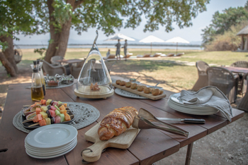 Chikwenya Camp Chikwenya Camp: Lunch im Freien