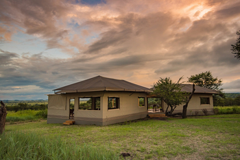 Dunia Camp: Zentralbereich von hinten
