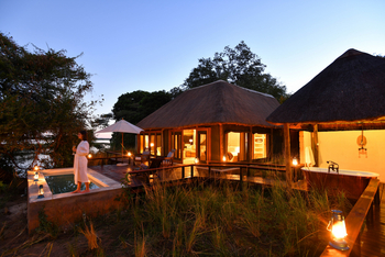 Royal Zambezi Lodge: Privater Pool