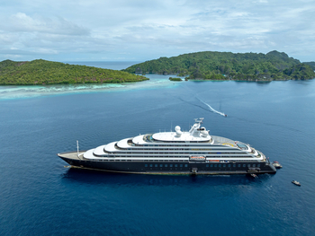 Scenic Eclipse II: Luxus-Expeditionsschiff im tropischen Archipel