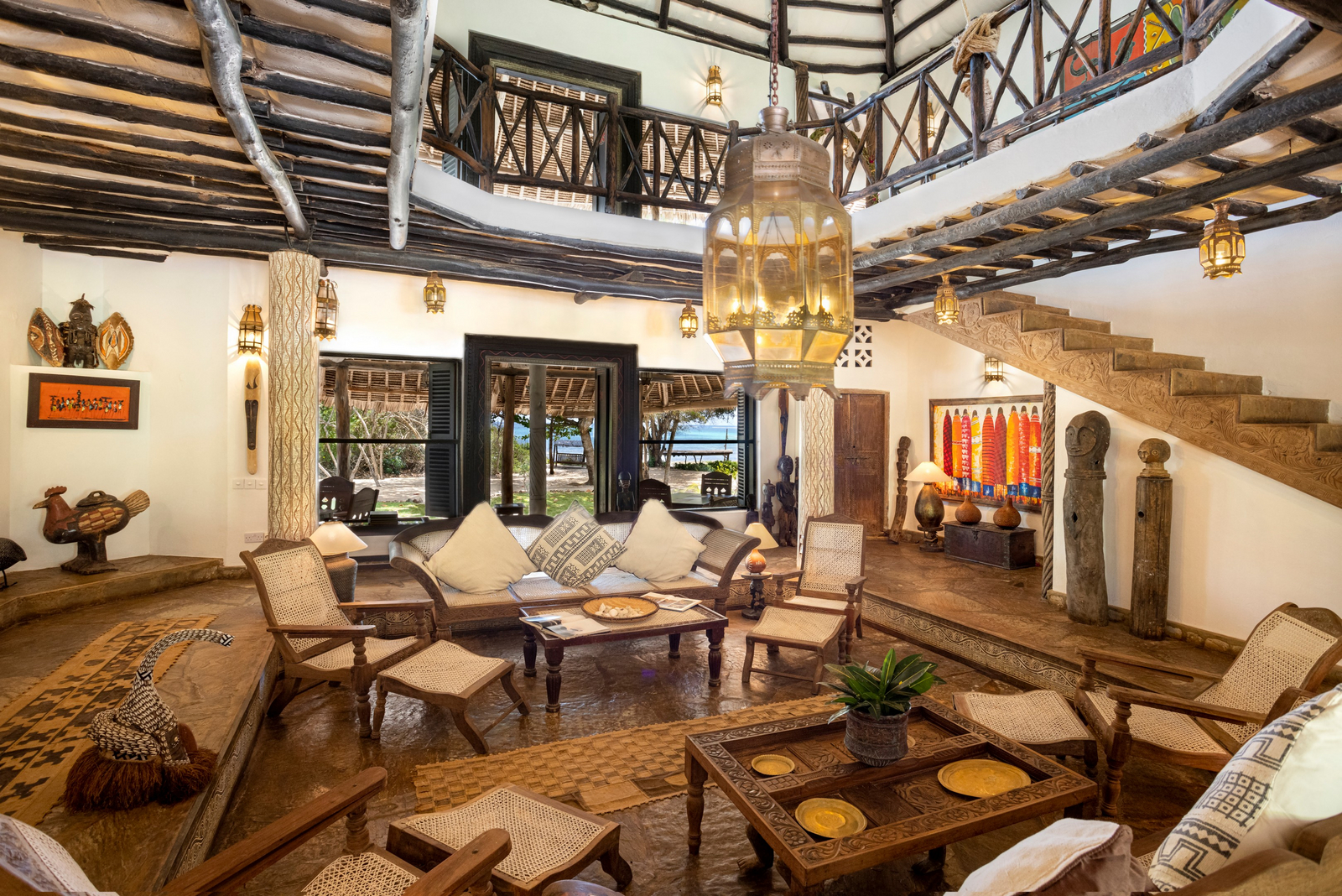 Kinondo Kwetu Kinondo Kwetu: Mama Taa Lounge