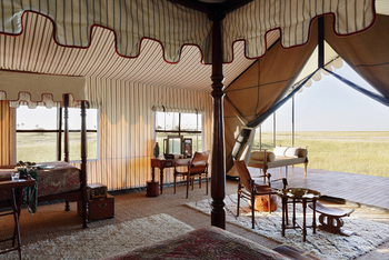 San Camp San Camp: Inneneinrichtung der Gästezelte mit Einzelbetten