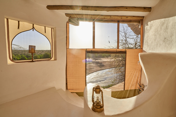 Sasaab: Dusche mit Blick