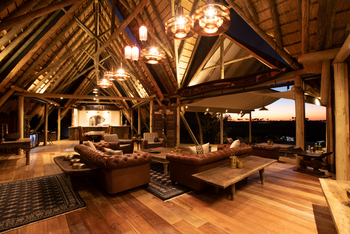 Selinda Camp Selinda Camp: Offene Lounge