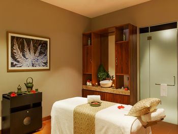 Taj Corbett Resort & Spa: Massage-Tisch