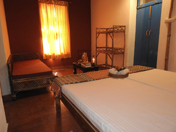 Vanghat: Trapper Hut Interieur