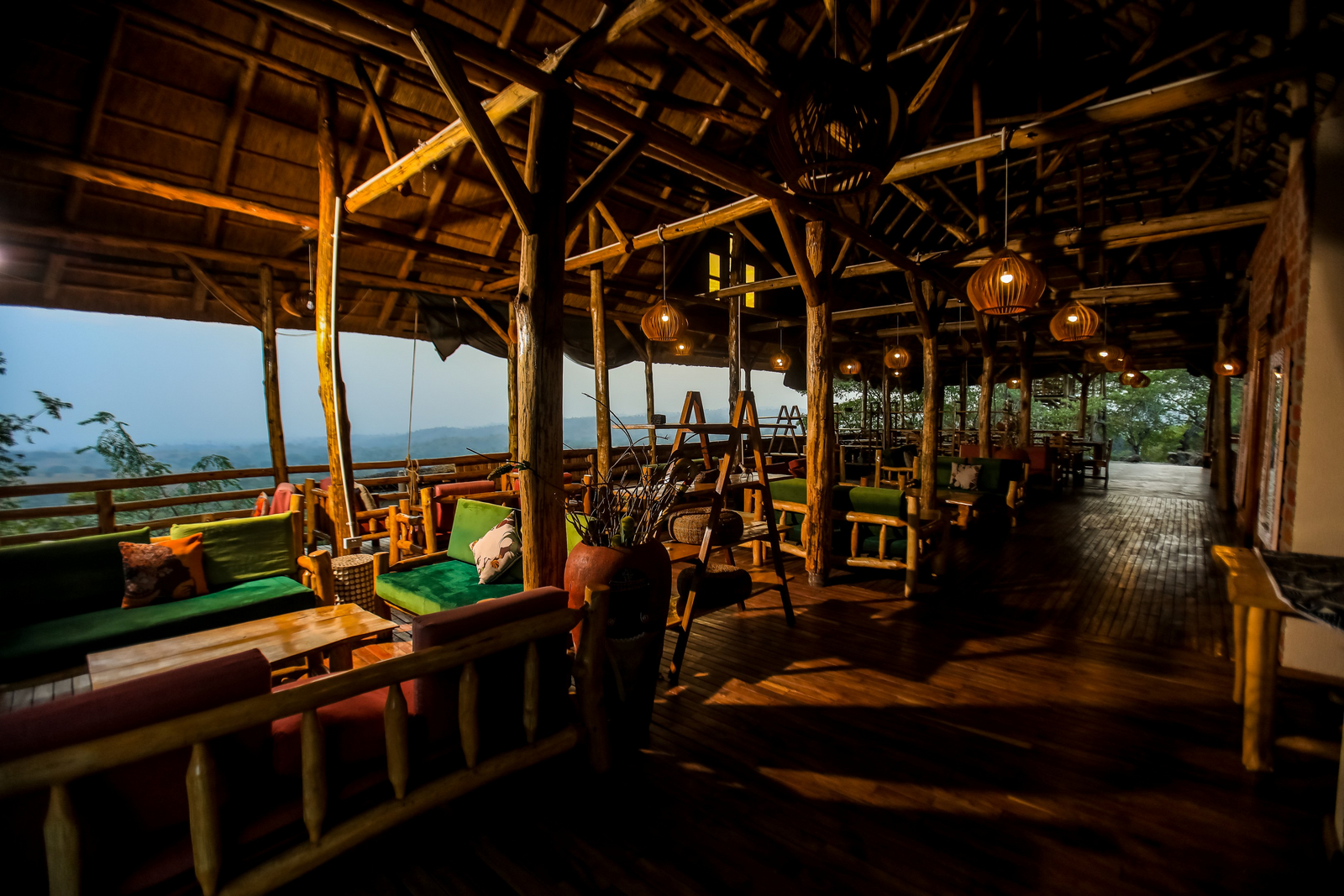 Adere Safari Lodge Adere Safari Lodge: Restaurant unter Reetdach