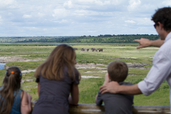 Chobe Game Lodge: Familie geniesst den Blick