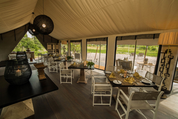 Gomoti Plains Camp: Zentrale Einrichtungen