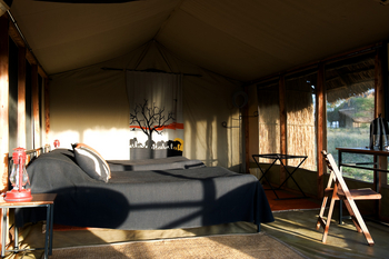 Kambi Ya Tembo: Doppelbett