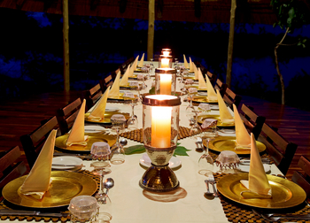 Lagoon Camp Lagoon Camp: Dinnertafel