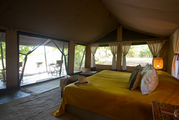 Lale's Camp: Doppelbett