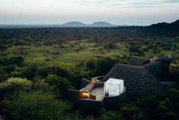 Ol Donyo Lodge: Starbed und Laternen