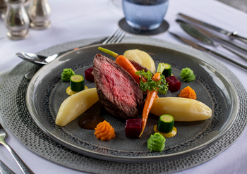 Onguma The Fort: Food and Drink