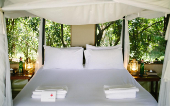 Sentinel Mara Camp: Doppelbett mit frischen Handtüchern