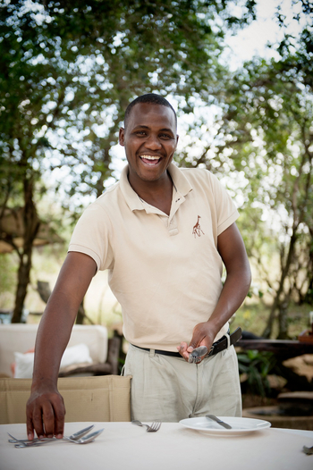 Serian Camp: Kellner