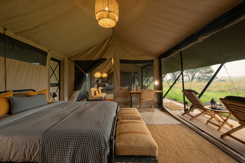 Ubuntu Migration Camp: Family Unit - Master Bedroom