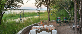 Chobe Bakwena Lodge Chobe Bakwena Lodge: Boma am Flussufer