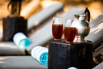 Little Ruckomechi Camp: Kaltes Getränk