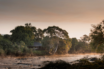 Ngare Serian Camp: Exterior bei Sonnenuntergang