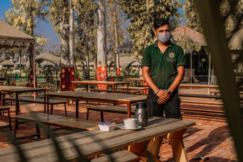 Om Vilas: Open Coffee Shop