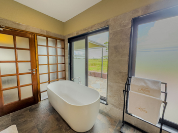 Serengeti Sametu Camp: Badewanne