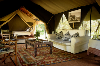 Serian Nkorombo Mobile: Coffee Table