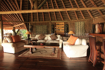 Apoka Safari Lodge: Sitzgruppe