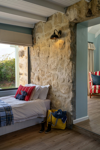 Coot Club: Leeward Suites