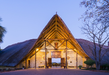 David Livingstone Safari Lodge: Haupthaus