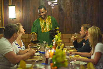 Mbali Mbali Gombe Lodge: Dinner