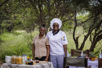 Ohorongo Lodge: Frühstück im Freien