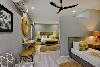 River View Lodge: Room 7