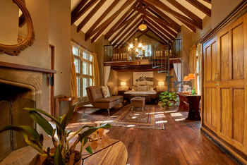 Giraffe Manor: Finch Hatton Suite