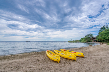 Mbali Mbali Mahale Lodge: Kajaks