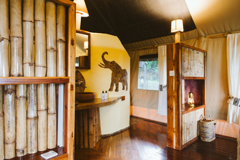 Vuma Hills Tented Camp: Badezimmer