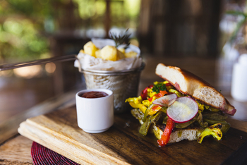 Elewana Tarangire Treetops: Food