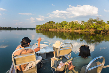 Ila Safari Lodge Ila Safari Lodge: Motorbootexkursion