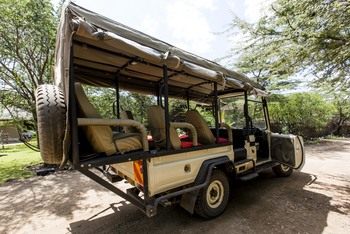 Karen Blixen Camp: Geländefahrzeug