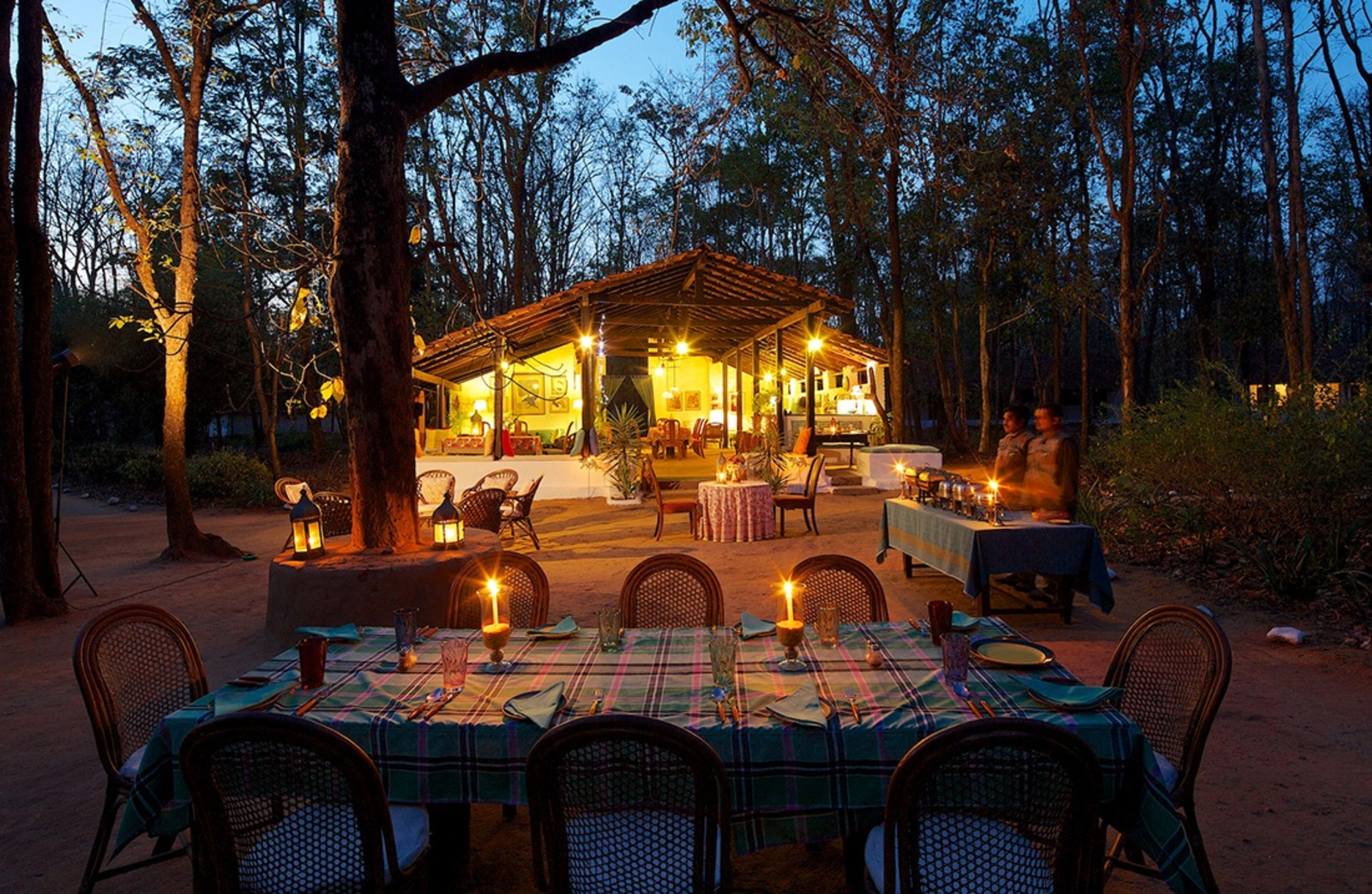 Kipling Camp Kipling Camp: Esstische unter dem Mahua-Baum