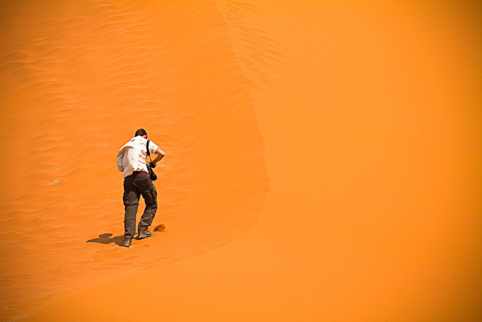 Namib Outpost Namib Outpost: Besteigung einer Dünen