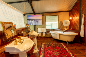 Tintswalo at Siankaba: Livingstone Falls Suite