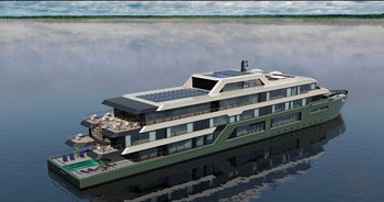 andBeyond Amazon Explorer: Modernes Flusskreuzfahrtschiff bei bewölktem Tag