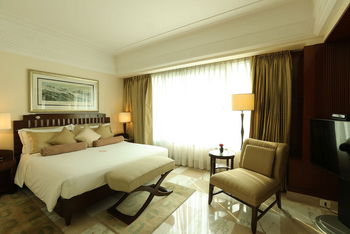 The Imperial: Deco Suite