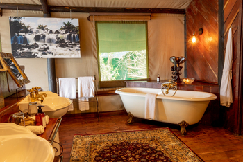 Tintswalo at Siankaba: Chishimba Falls Suite